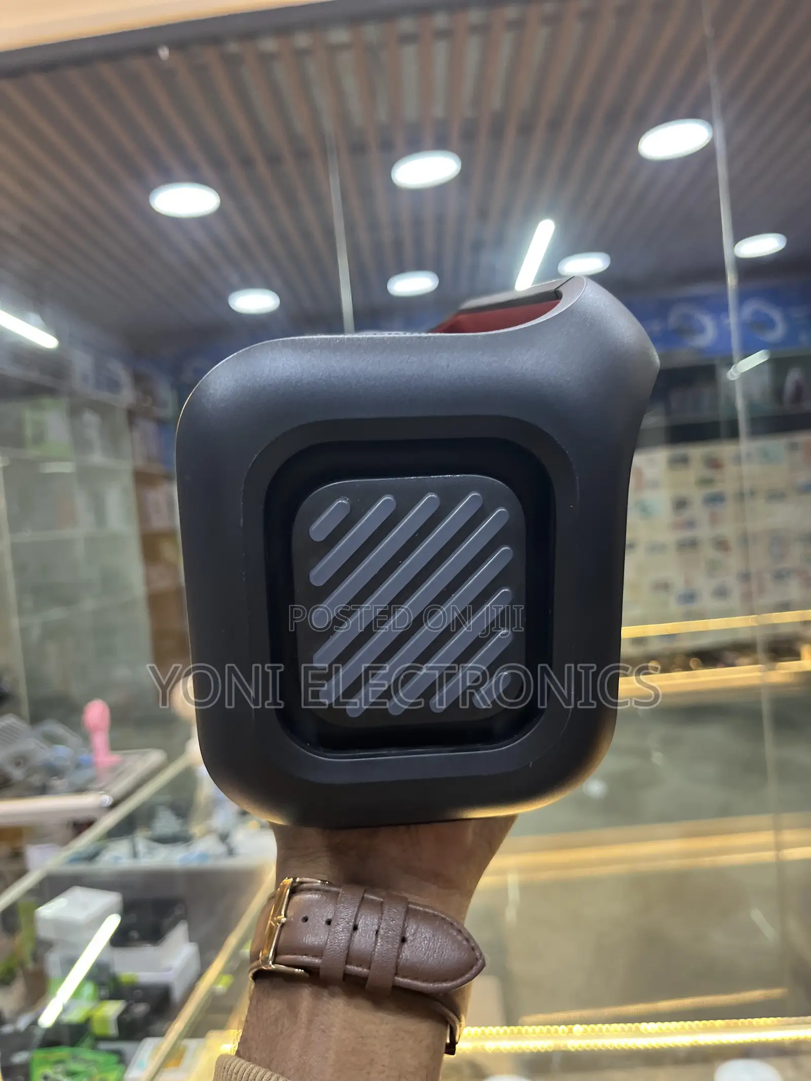 SANEN Wireless Stereo Speaker With Handle