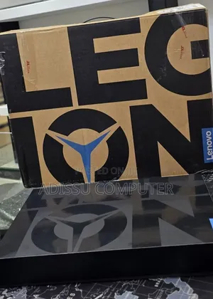 New Laptop Lenovo Legion 9 32GB AMD Ryzen 9 SSD 1T