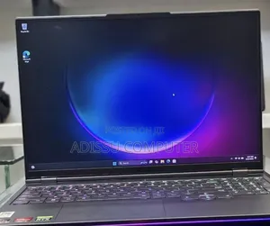 New Laptop Lenovo Legion 9 32GB AMD Ryzen 9 SSD 1T