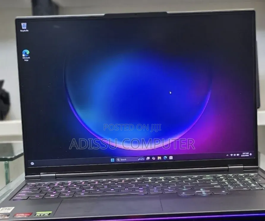 New Laptop Lenovo Legion 9 32GB AMD Ryzen 9 SSD 1T