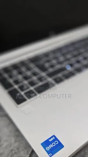 New Laptop HP EliteBook 850 G8 16GB Intel Core i7 SSD 512GB