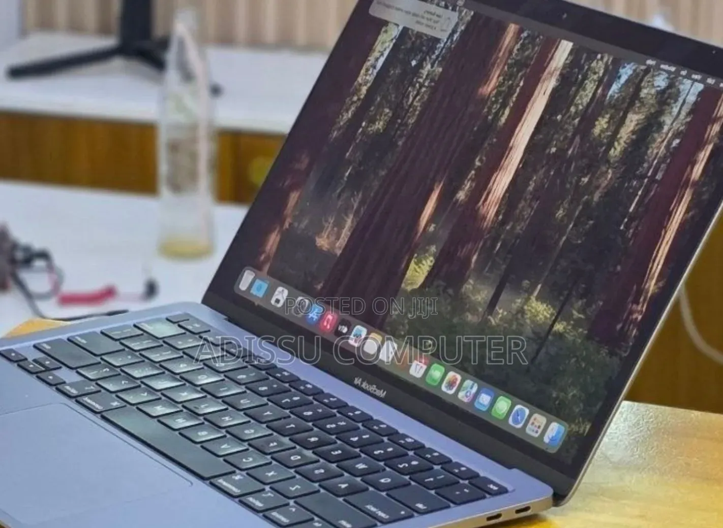 New Laptop Apple MacBook Air 2020 M1 16GB Apple M1 Pro SSD 256GB