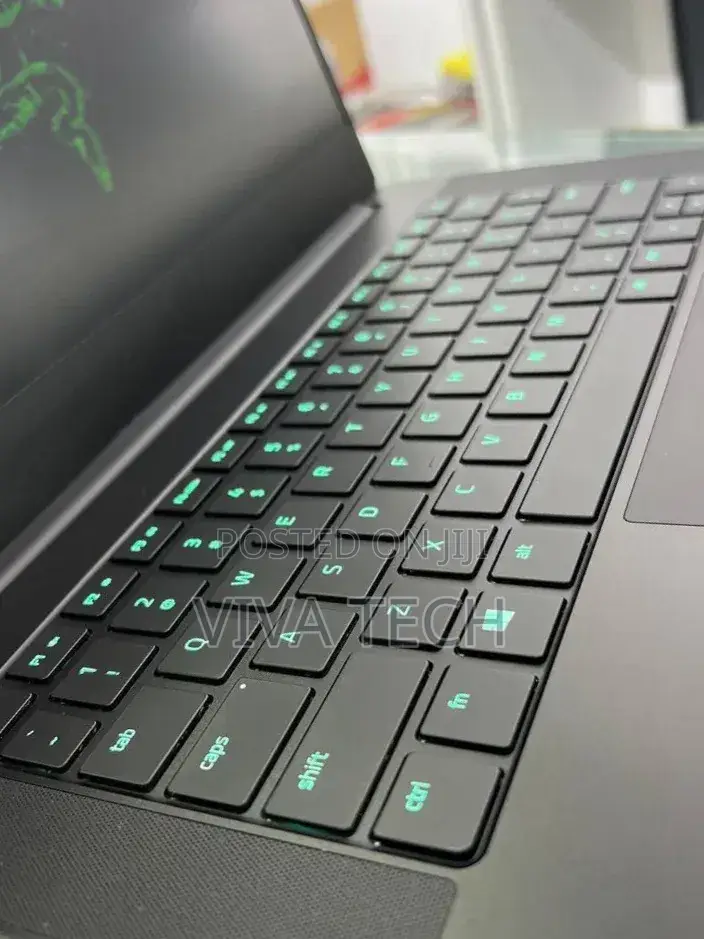 New Laptop Razer Blade 16GB AMD Ryzen 9 SSD 512GB