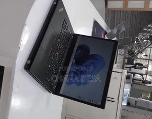 New Laptop Lenovo 16GB AMD Ryzen 5 SSD 512GB