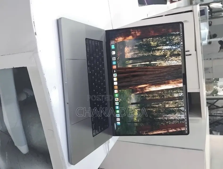 New Laptop Apple MacBook Pro 2021 M1 Max 32GB Apple M1 Max SSD 1T