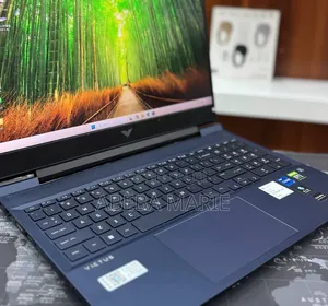 New Laptop HP Victus 16 16GB Intel Core i7 SSD 512GB