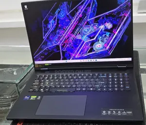 New Laptop Acer Predator Helios 18 32GB Intel Core i9 SSD 1T