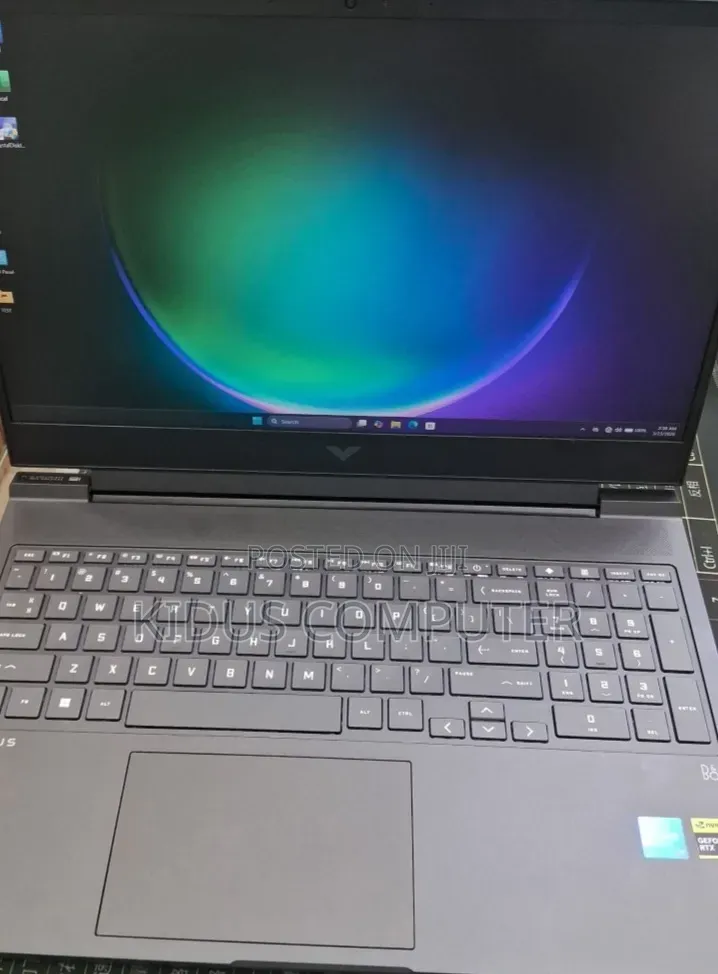 New Laptop HP Victus 15 16GB Intel Core i7 SSD 1T