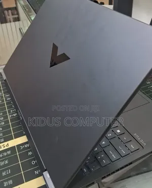 New Laptop HP Victus 15 16GB Intel Core i7 SSD 1T