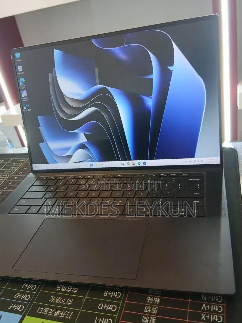 New Laptop Dell XPS 15 16GB Intel Core i7 SSD 512GB