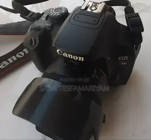 Canon EOS T5i Camera