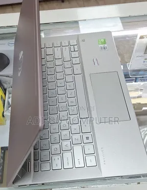 New Laptop HP Pavilion 14 8GB Intel Core i5 SSD 512GB