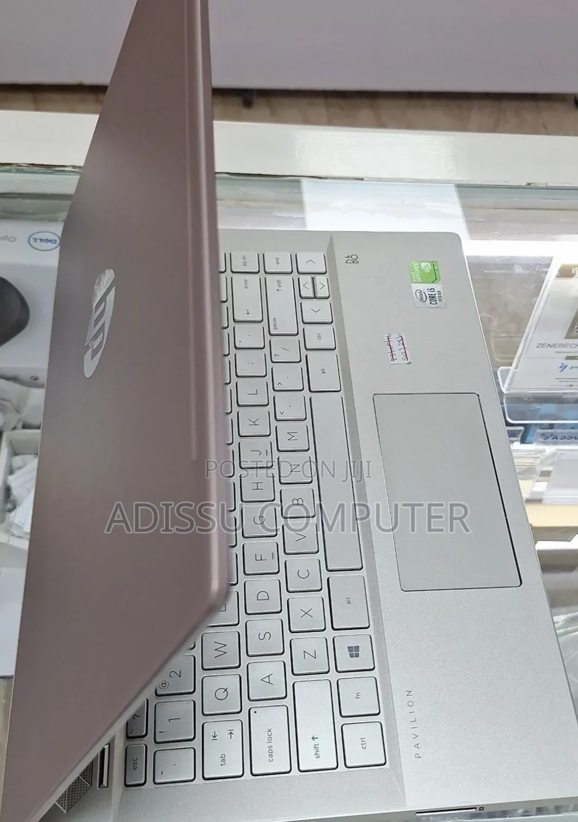 New Laptop HP Pavilion 14 8GB Intel Core i5 SSD 512GB