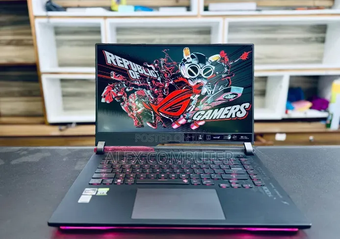 New Laptop Asus ROG Strix G15 16GB AMD Ryzen 9 SSD 512GB
