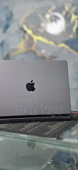 New Laptop Apple MacBook Pro 32GB Apple M1 SSD 512GB