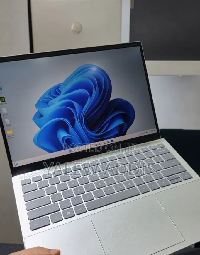 New Laptop Dell Inspiron 15 16GB Intel Core i7 SSD 512GB