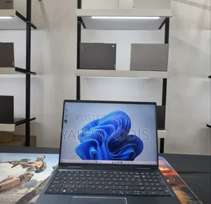 New Laptop Dell Inspiron 15 16GB Intel Core i7 SSD 512GB