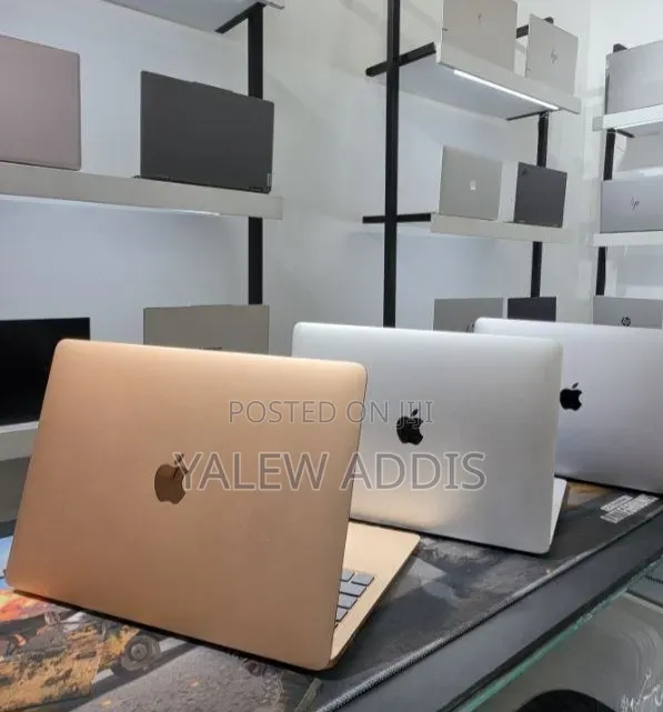 New Laptop Apple MacBook Air 2020 M1 8GB Apple M1 SSD 500GB
