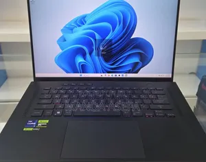 New Laptop Asus ROG Zephyrus G16 16GB Intel Core i9 SSD 1T