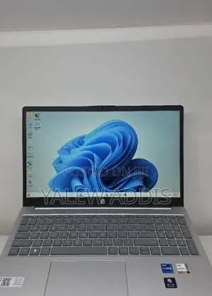 New Laptop HP Stream Notebook 16GB Intel Core i7 SSD 1T