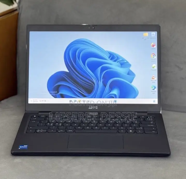 New Laptop Dell Latitude 7420 12GB Intel Core i7 SSD 128GB