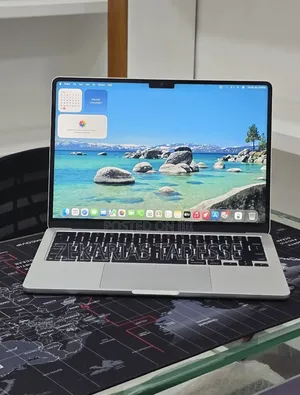 New Laptop Apple MacBook Air 2024 M3 16GB Apple M3 SSD 256GB
