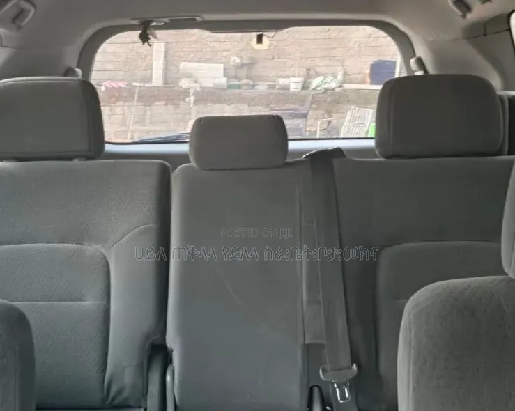 Toyota Land Cruiser 2010 Silver