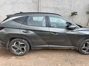 Hyundai Tucson 2023 Orange
