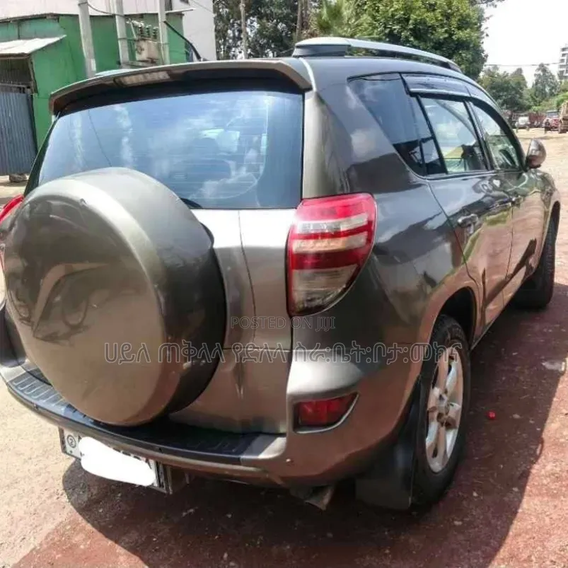 Toyota RAV4 2012 Teal