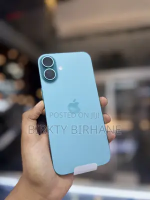 New Apple iPhone 16 128 GB Blue