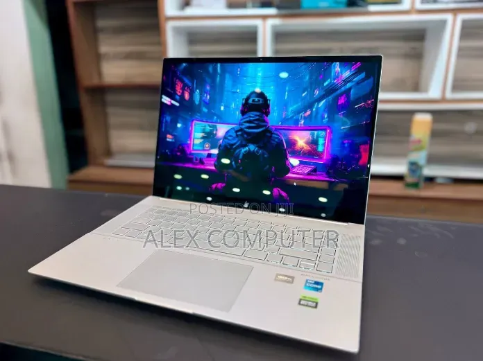 New Laptop HP Envy 16 Gaming 16-h1023dx 12GB Intel Core i7 SSD 512GB