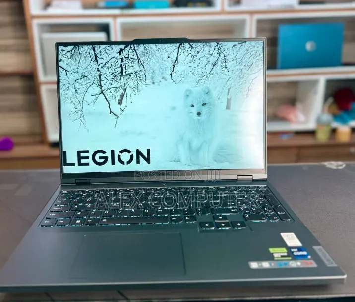 New Laptop Lenovo 16GB Intel Core i9 SSD 1T