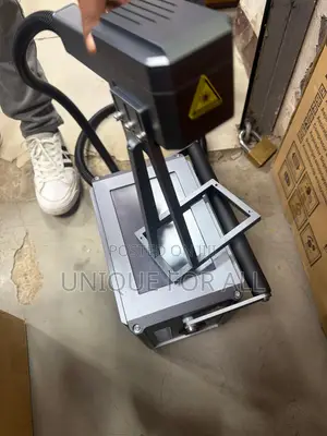 Handheld Fiber Laser Marking Machine