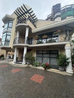 7bdrm House in Wosen Sunshine , G+2, Yeka for sale