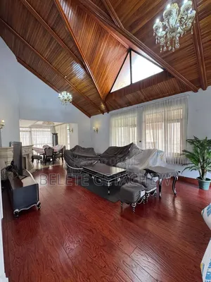 7bdrm House in Wosen Sunshine , G+2, Yeka for sale