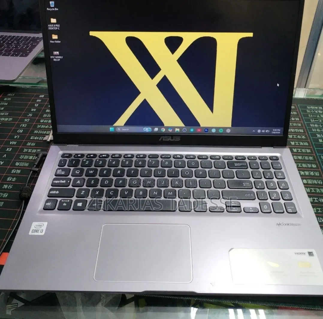New Laptop Asus VivoBook 15 X505BA 8GB Intel Core i3 SSD 256GB