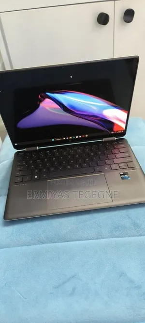 New Laptop HP OmniBook 7 14" 16GB Intel Core i7 SSD 512GB