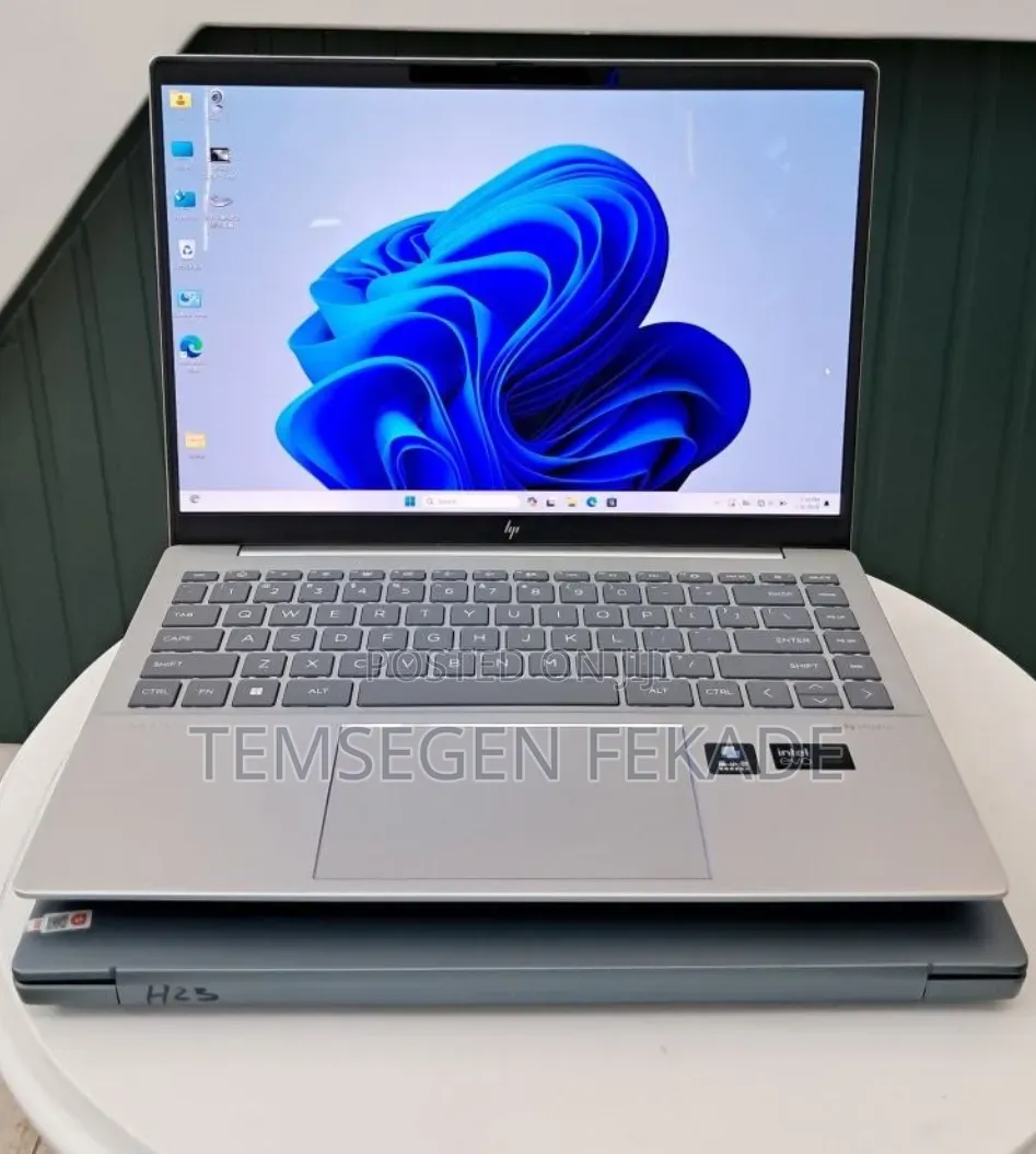 New Laptop HP Pavilion 15 16GB Intel Core Ultra 7 SSD 1T