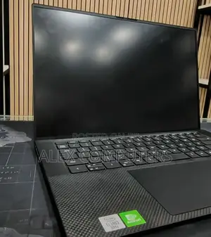New Laptop Dell Precision 5550 16GB Intel Core i7 SSD 512GB