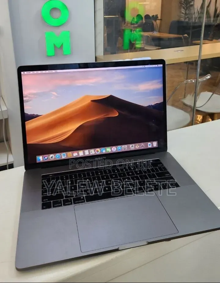 New Laptop Apple MacBook Pro 2019 32GB Intel Core i9 SSD 1T