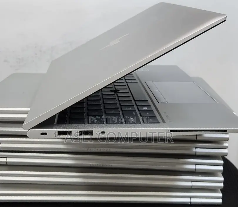 New Laptop HP EliteBook 840 G7 8GB Intel Core i5 SSD 512GB