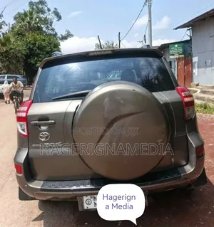 Toyota RAV4 2012 Gray
