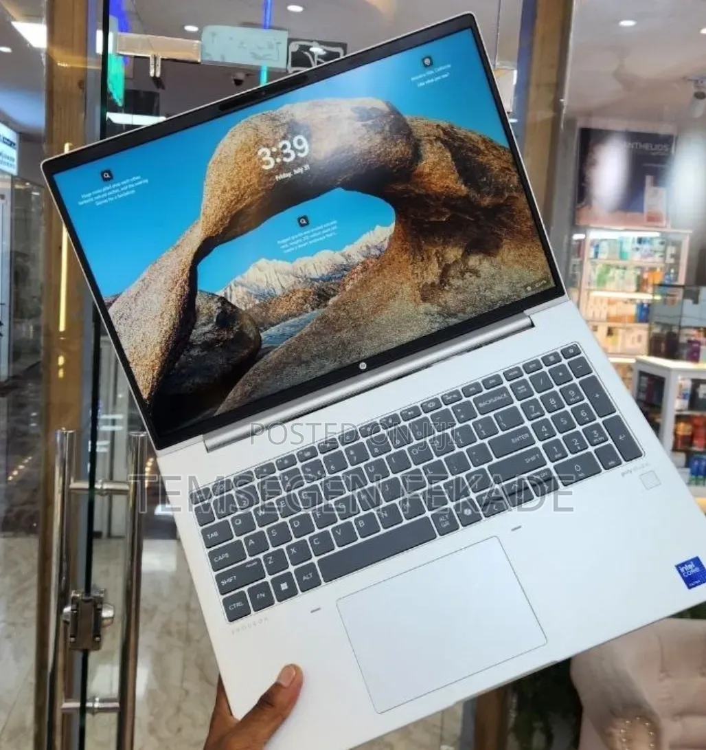 New Laptop HP ProBook 460 G11 16GB Intel Core Ultra 5 SSD 512GB