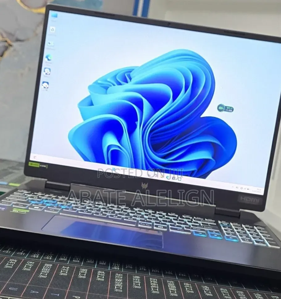 New Laptop Acer Predator Helios 300 16GB Intel Core i9 SSD 1T