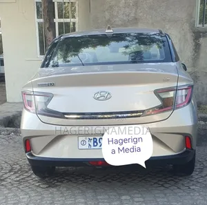 Hyundai I10 2022 Beige