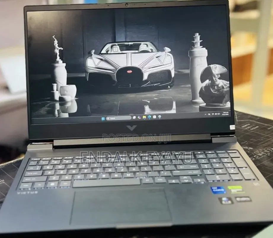 New Laptop HP Victus 16 16GB Intel Core i7 SSD 512GB