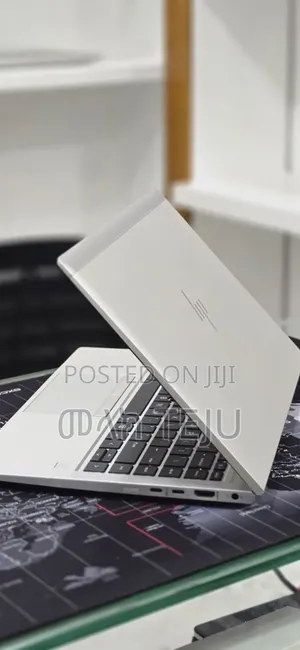 New Laptop HP EliteBook 840 G7 16GB AMD Ryzen 7 SSD 512GB