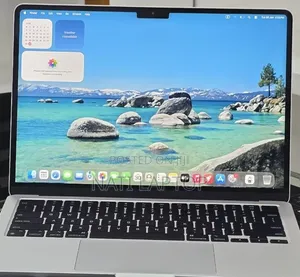 New Laptop Apple MacBook Air 2024 M3 16GB Apple M4 SSD 256GB
