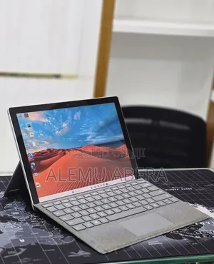 New Laptop Microsoft Surface Pro 7+ 16GB Intel Core i5 SSD 256GB