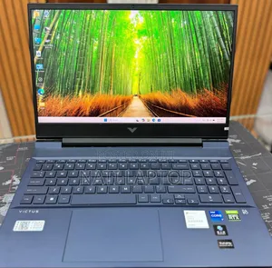 New Laptop HP Victus 15 16GB Intel Core i7 SSD 512GB